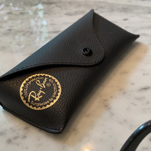 Original ray ban wayfer sunnies - Picture 4 of 4